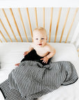 BLACK AND WHITE STRIPE REVERSIBLE QUILT - Tnee's