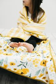 BUTTERCUP BLOSSOM REVERSIBLE QUILT - Tnee's