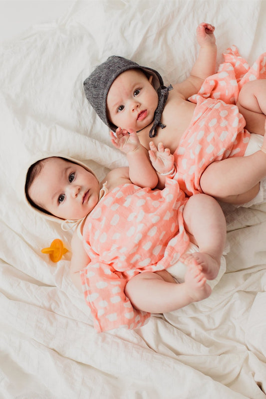 SPOTTED BLUSH SWADDLE - Tnee's